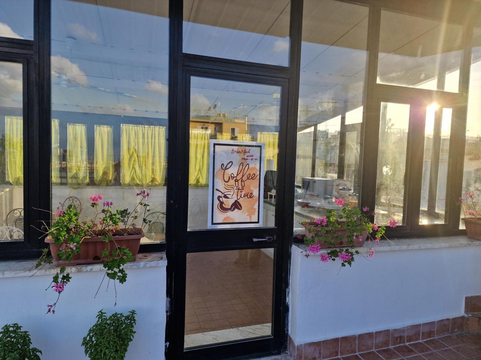 La Terrazza Delle Fate Hotel Napels Buitenkant foto