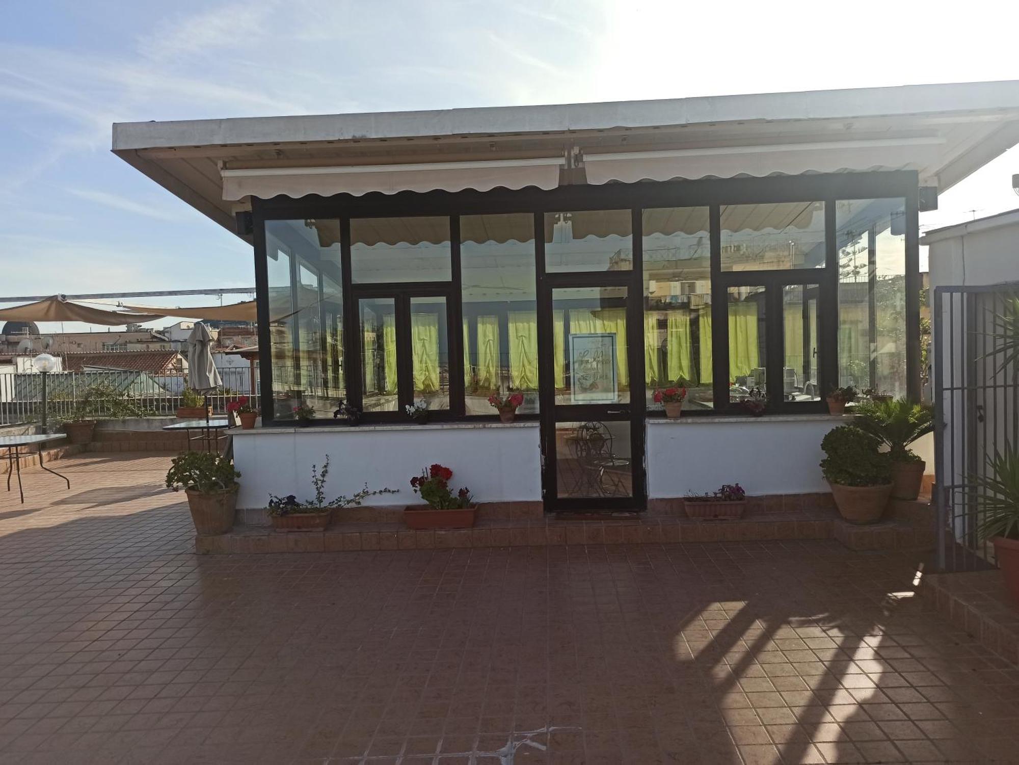 La Terrazza Delle Fate Hotel Napels Buitenkant foto